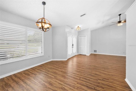 House in Brooksville, Florida 3 bedrooms, 186.92 sq.m. № 1873669 - photo 14