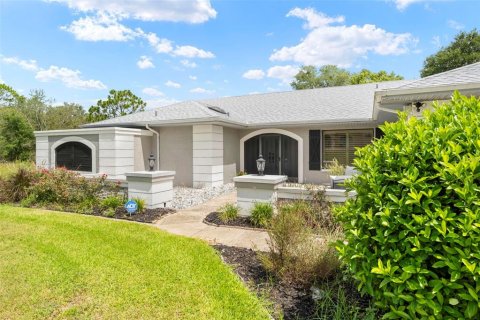 House in Brooksville, Florida 3 bedrooms, 186.92 sq.m. № 1873669 - photo 3