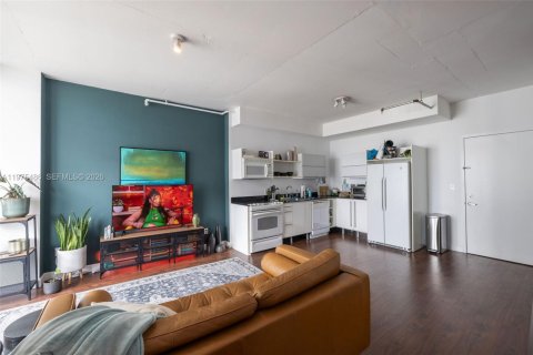 Condo in Miami, Florida  № 2038487 - photo 5