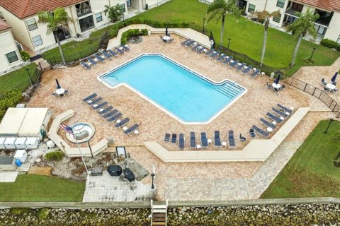 Condo in Saint Petersburg, Florida, 1 bedroom  № 1894847 - photo 28