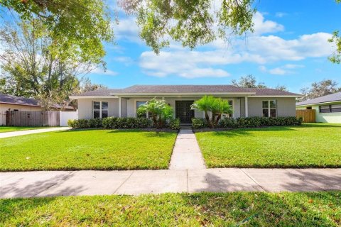 Villa ou maison à vendre à Orlando, Floride: 3 chambres, 180.6 m2 № 2353570 - photo 3