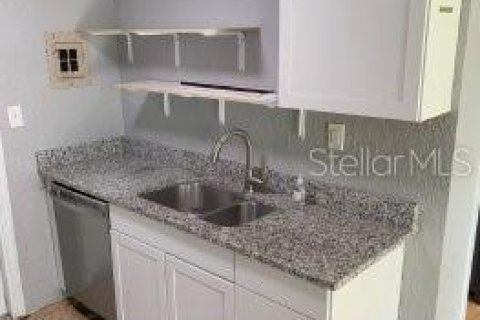 Apartamento en alquiler en Tavares, Florida, 2 dormitorios, 60.39 m2 № 1903300 - foto 6