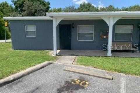 Apartment in Tavares, Florida 2 bedrooms, 60.39 sq.m. № 1903300 - photo 1