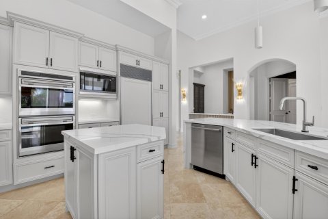 Купить виллу или дом в Бока-Ратон, Флорида 4 комнаты, 413.23м2, № 2261456 - фото 23