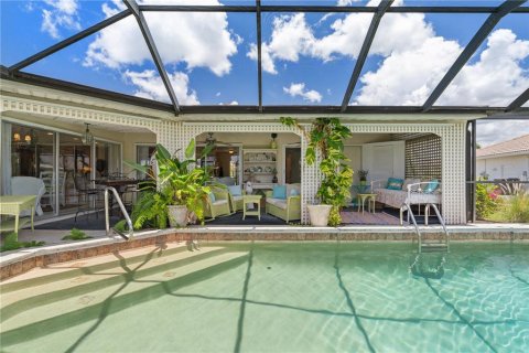 House in Punta Gorda, Florida 3 bedrooms, 173.36 sq.m. № 1806542 - photo 9