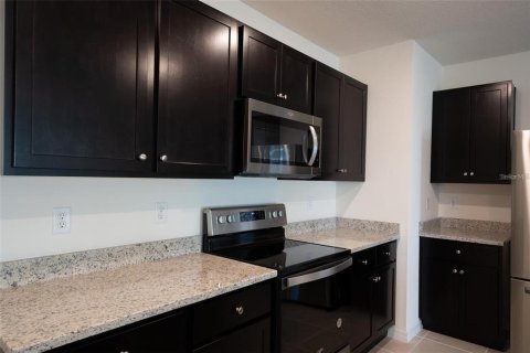House in Davenport, Florida 3 bedrooms, 150.97 sq.m. № 1575017 - photo 7