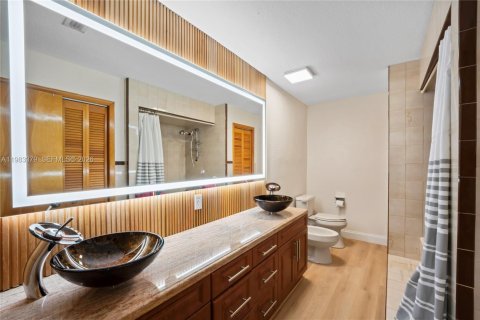 Купить виллу или дом в Майами, Флорида 5 спален, 302.68м2, № 2049722 - фото 14