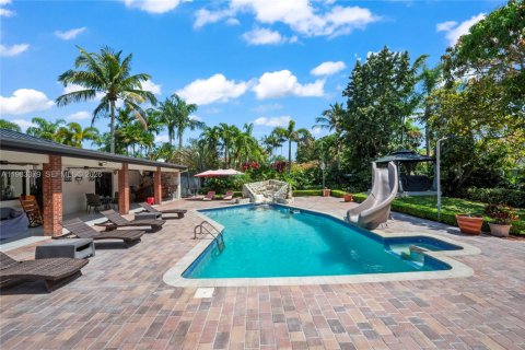 Купить виллу или дом в Майами, Флорида 5 спален, 302.68м2, № 2049722 - фото 5