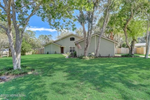 House in Jacksonville, Florida 4 bedrooms, 227.24 sq.m. № 772869 - photo 1