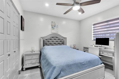 Villa ou maison à vendre à Hialeah, Floride: 3 chambres, 117.06 m2 № 1950295 - photo 11