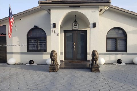 Villa ou maison à vendre à Hialeah, Floride: 3 chambres, 117.06 m2 № 1950295 - photo 1