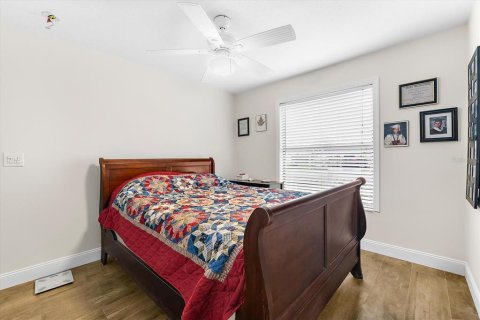 House in Sarasota, Florida 2 bedrooms, 145.3 sq.m. № 1837665 - photo 8