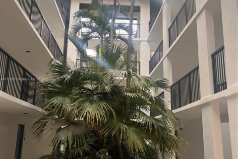 Condo in Key Biscayne, Florida, 1 bedroom  № 1712400 - photo 4