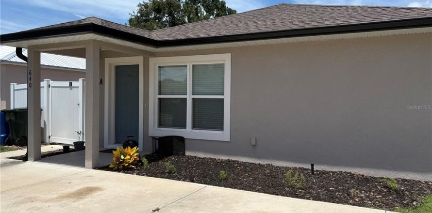 Immobilier commercial à Lake Alfred, Floride 4 chambres, 167.22 m2 № 2354586