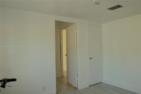 Купить кондоминиум в Майами, Флорида 3 спальни, 132.85м2, № 2089350 - фото 10