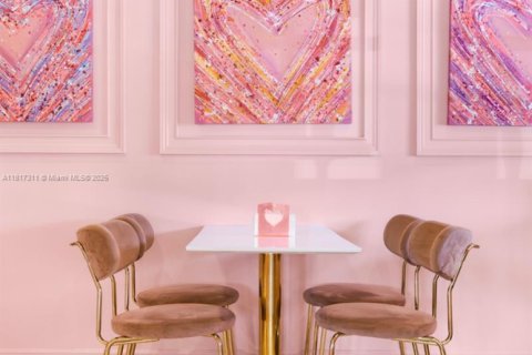 Propiedad comercial en venta en Miami, Florida № 1938772 - foto 29