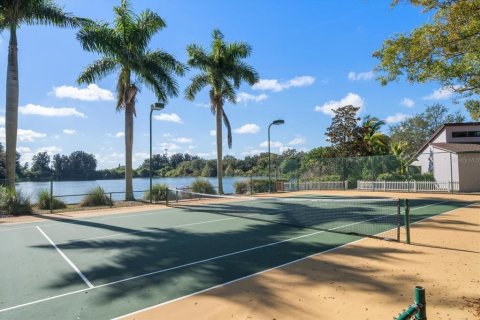 Casa en venta en Clearwater, Florida, 6 dormitorios, 439.06 m2 № 2166785 - foto 4