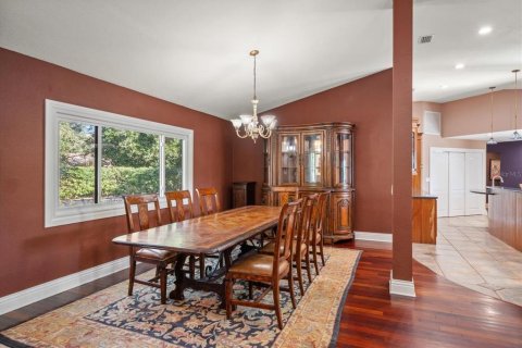 Casa en venta en Clearwater, Florida, 6 dormitorios, 439.06 m2 № 2166785 - foto 10