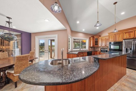 Casa en venta en Clearwater, Florida, 6 dormitorios, 439.06 m2 № 2166785 - foto 22