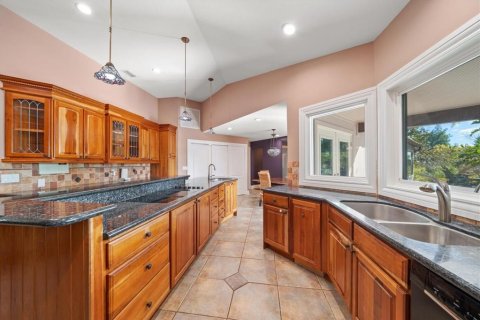 Casa en venta en Clearwater, Florida, 6 dormitorios, 439.06 m2 № 2166785 - foto 23