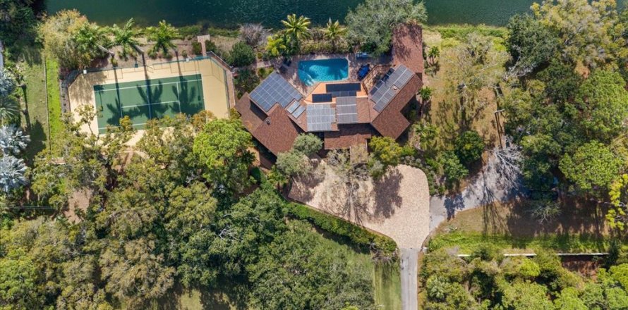 Casa en Clearwater, Florida 6 dormitorios, 439.06 m2 № 2166785