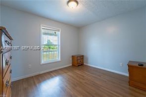 House in LaBelle, Florida 3 bedrooms № 2075171 - photo 15