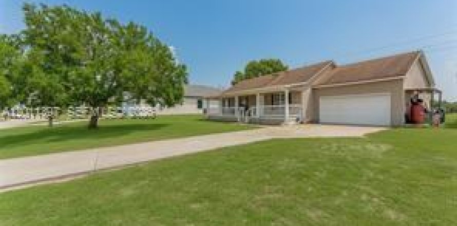 House in LaBelle, Florida 3 bedrooms № 2075171