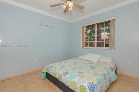 House in Weston, Florida 4 bedrooms, 183.48 sq.m. № 1792473 - photo 28