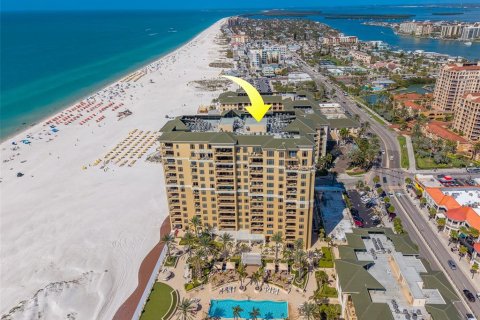 Condo in Clearwater, Florida, 2 bedrooms № 2212638 - photo 2