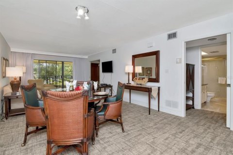 Condo in Wesley Chapel, Florida, 3 bedrooms  № 1851185 - photo 9