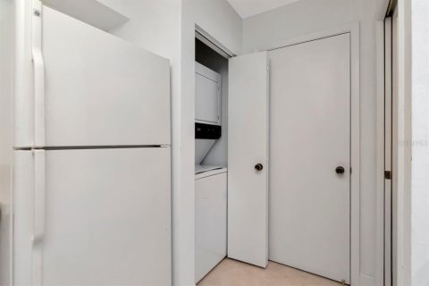 Condo in Wesley Chapel, Florida, 3 bedrooms  № 1851185 - photo 22