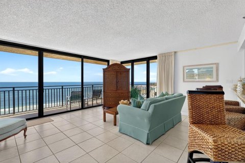 Condo in New Smyrna Beach, Florida, 3 bedrooms № 2149636 - photo 13
