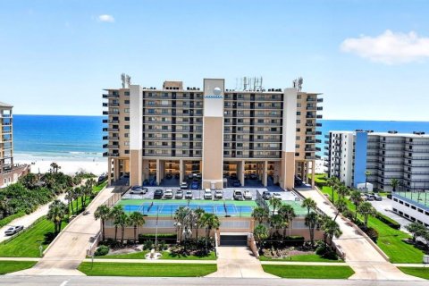 Condo in New Smyrna Beach, Florida, 3 bedrooms № 2149636