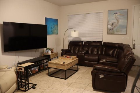 Touwnhouse à vendre à Odessa, Floride: 3 chambres, 146.97 m2 № 2156481 - photo 5