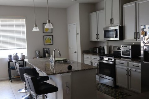 Touwnhouse à vendre à Odessa, Floride: 3 chambres, 146.97 m2 № 2156481 - photo 7