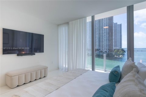 Condo in Miami, Florida, 2 bedrooms  № 1898053 - photo 21