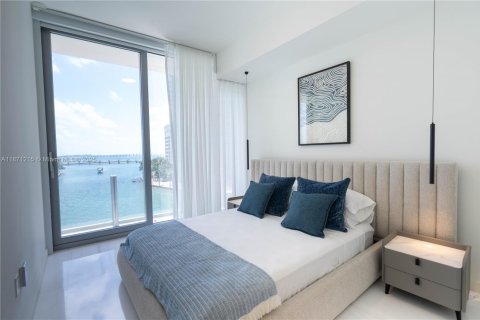 Condo in Miami, Florida, 2 bedrooms  № 1898053 - photo 28