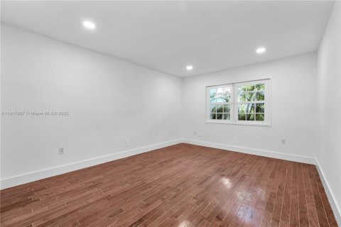 Copropriété à louer à Miami, Floride: 1 chambre, 65.68 m2 № 1973932 - photo 11