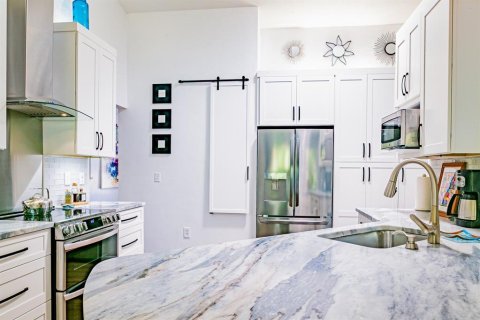 Villa ou maison à vendre à Gainesville, Floride: 4 chambres, 191.47 m2 № 2408334 - photo 5