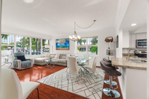 Condo in Fort Lauderdale, Florida, 2 bedrooms № 2366252