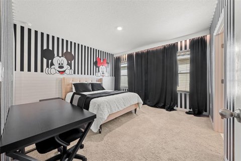 Casa en venta en Davenport, Florida, 6 dormitorios, 303.23 m2 № 2322866 - foto 18