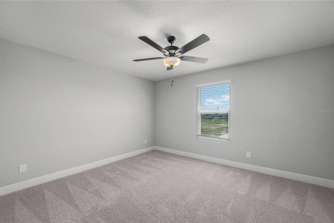 House in Lake Alfred, Florida 4 bedrooms, 203.83 sq.m. № 2122109 - photo 25