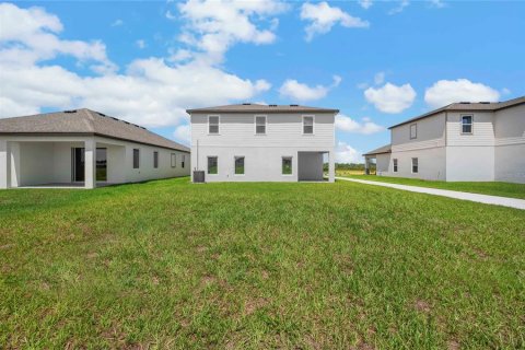 House in Lake Alfred, Florida 4 bedrooms, 203.83 sq.m. № 2122109 - photo 30