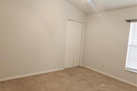 House in Valrico, Florida 4 bedrooms, 176.24 sq.m. № 2377795 - photo 8