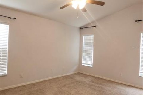 House in Valrico, Florida 4 bedrooms, 176.24 sq.m. № 2377795 - photo 13