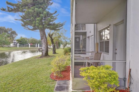 Condominio en venta en Lauderhill, Florida, 1 dormitorio, 67.82 m2 № 1856897 - foto 17