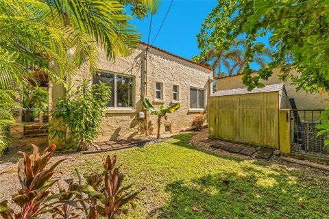 Casa en alquiler en Coral Gables, Florida, 4 dormitorios, 216.74 m2 № 1969095 - foto 25