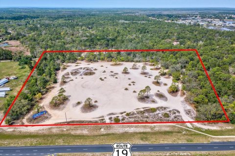 Land in Weeki Wachee, Florida № 2165967