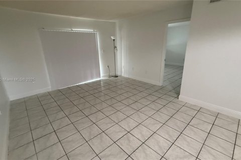Apartment in Miami, Florida 2 bedrooms, 78.04 sq.m. № 1897595 - photo 7
