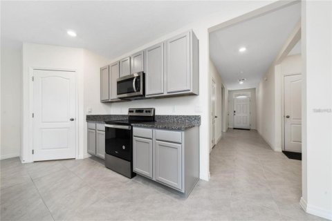 Villa ou maison à vendre à Davenport, Floride: 4 chambres, 173.45 m2 № 2147659 - photo 14